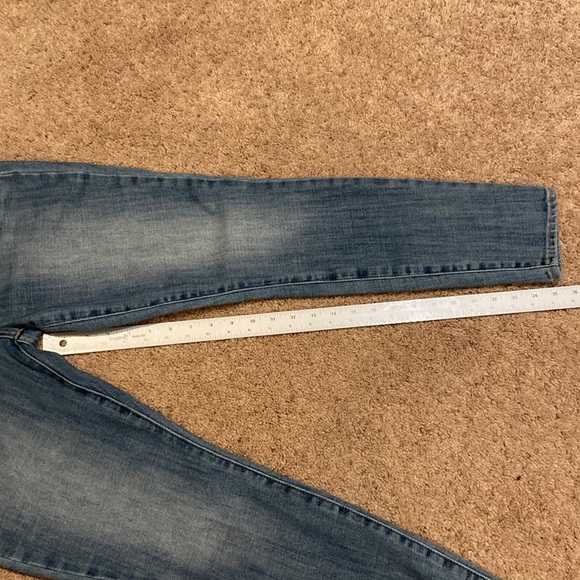 Lucky Women’s Skinny AVA Jeans, Sz6, Great Condition, 2 button with zipper fly. - Picture 8 of 15
